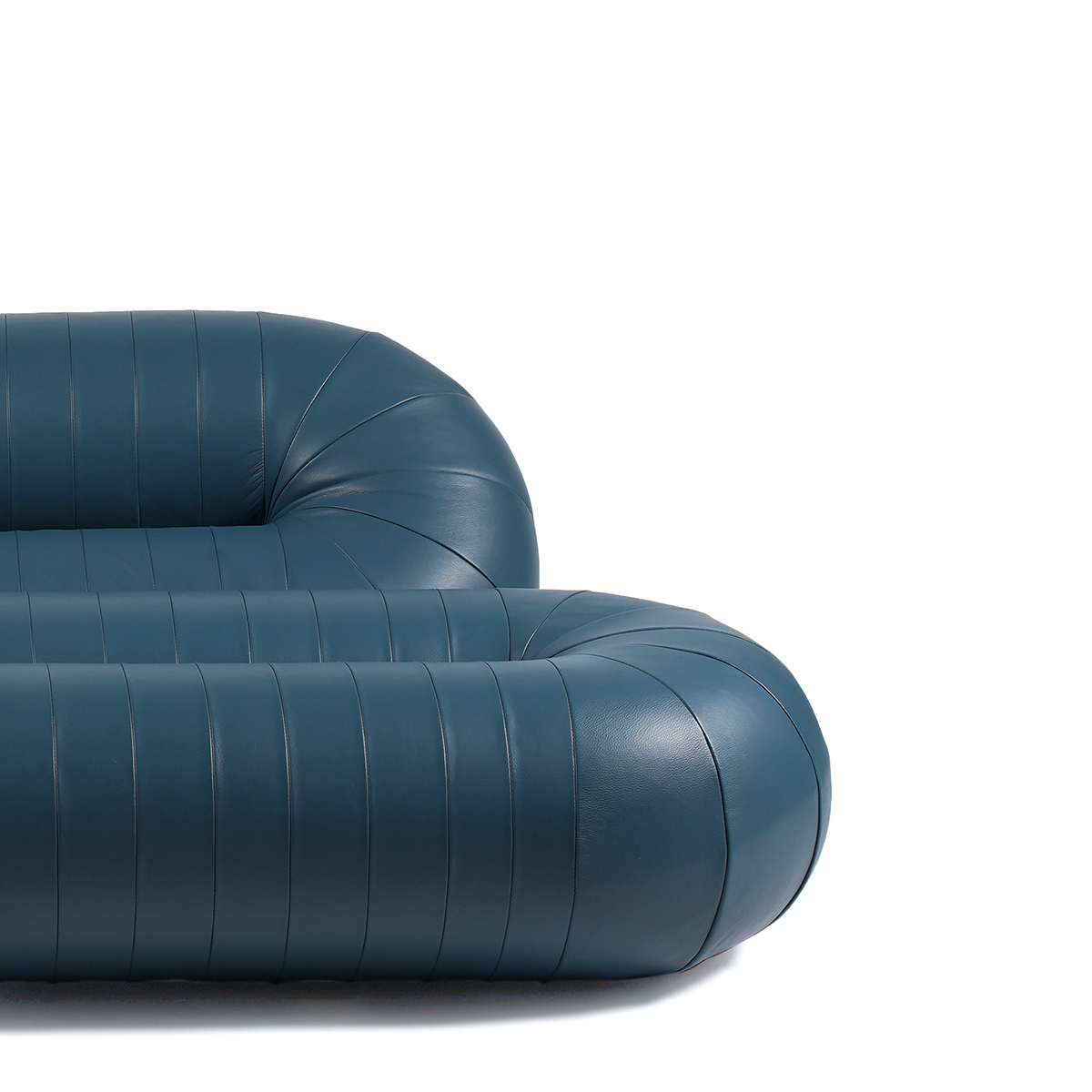 Serpentine lounge sofa system in leather by Christophe de la Fontaine DANTE - Goods and Bads